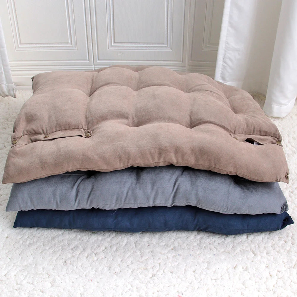 The Nook Convertible Pet Bed